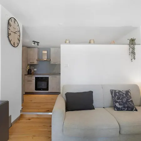 Petite Cerise Gressan